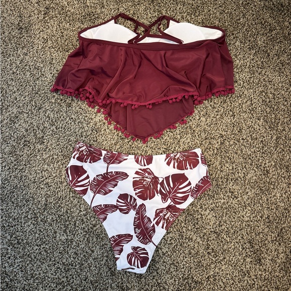 Swimsuit 2 Piece - Picture 2 of 7